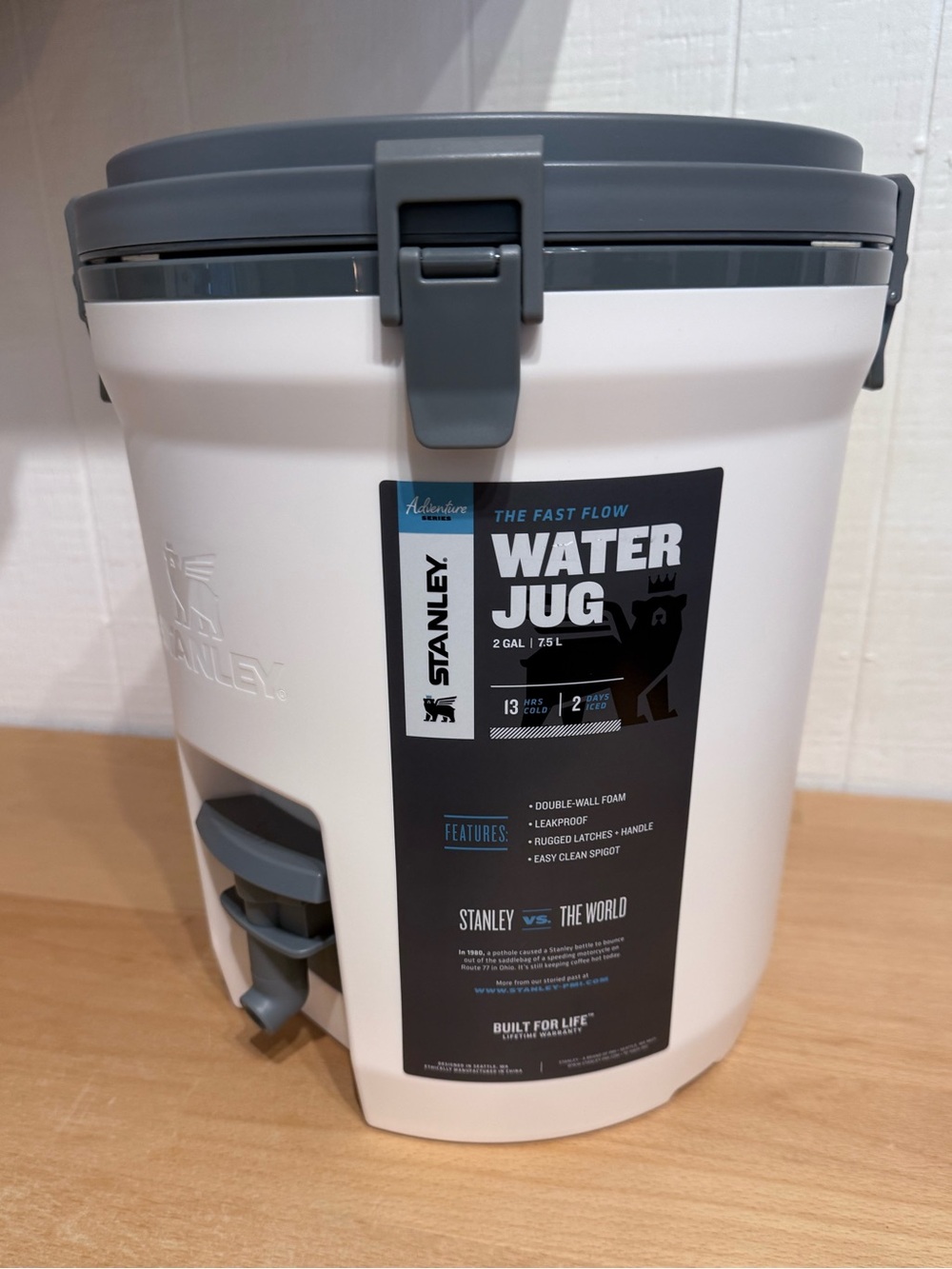 Stanley Adventure Fast Flow Water Jug | 2G | Brand NEW